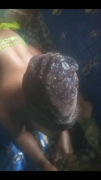 Beautiful Black Woman Getting Laid in Home Made Video