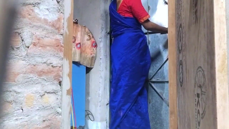 Fantacycutting: Bhabi Ki Mast Gand Ki Ched Me Padosi Devar Ne...