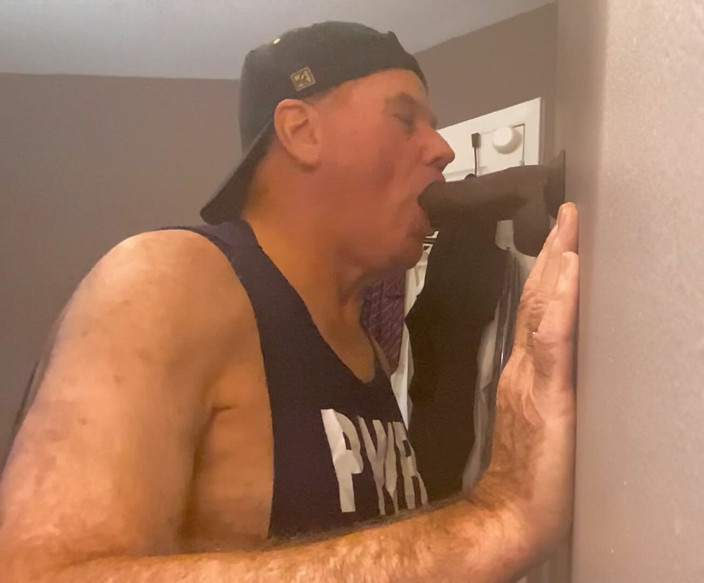 BIKEMAN25: Selbstgedrehtes gloryhole mit Bikeman