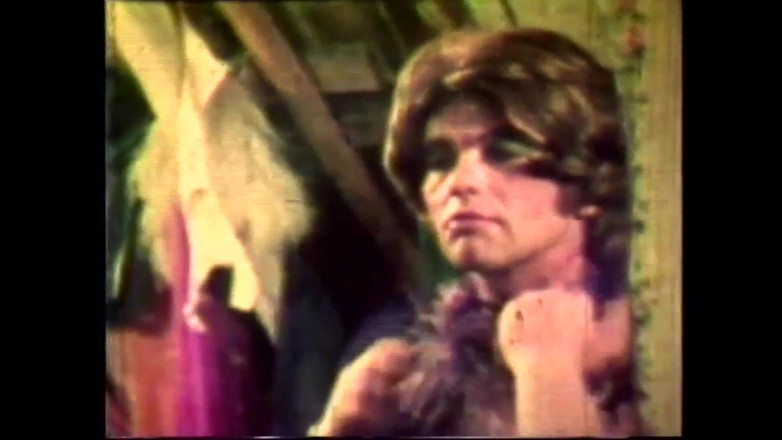 The Unforgettable: La Vieille Femme Chaude Tentante