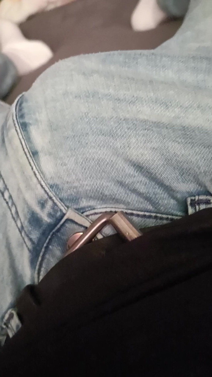 JeansdadXL: Horny Bulging Jeans