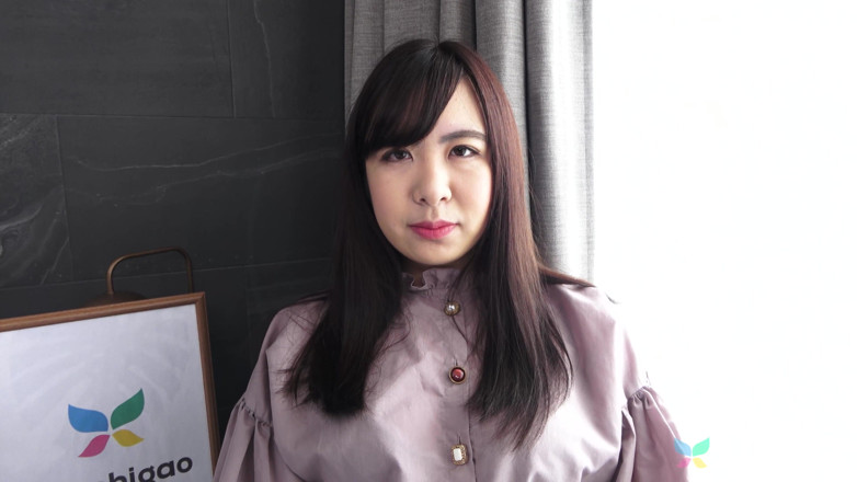 Tenshigao: Japonská studentka Nozomi Minami se s námi setká, aby si...