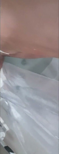 Cdmichelle En El Bañera Tomando Consolador En