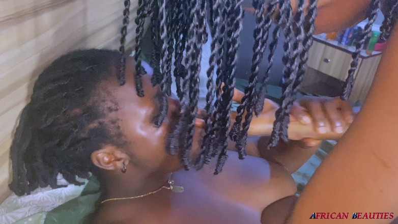 African Beauties: Lezbiyen çikolata takma yaraklı güç merkezi