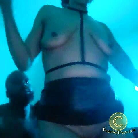 SpunMuffin: 鳩と桃が一緒に