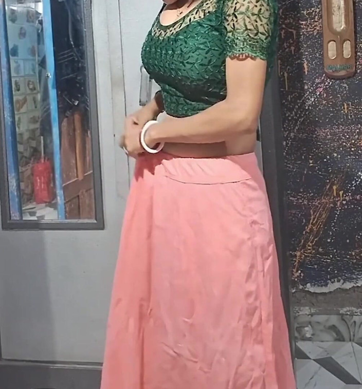 Neha Gupta: Âm hộ khít khao desi bhabhi trong saree bị devar đụ...
