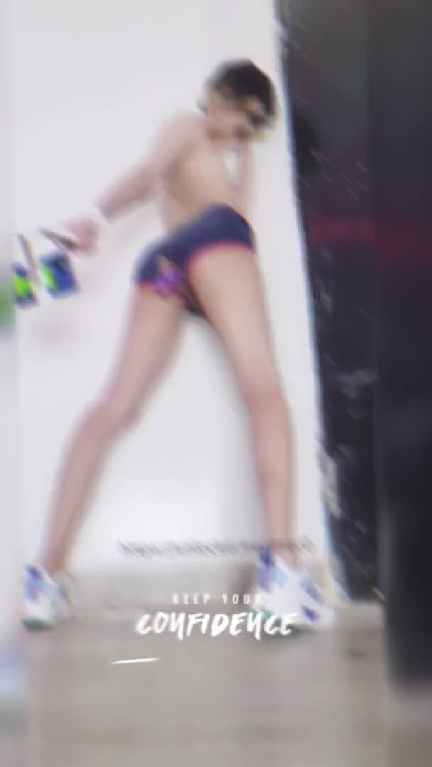 Jimic0: 내 후장 따먹히는 게이 소년 14부