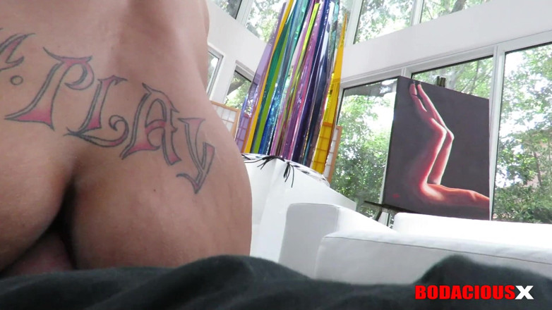 BodaciousX: Tư thế ngồi lên mặt khỏa thân đầy đủ phía trước