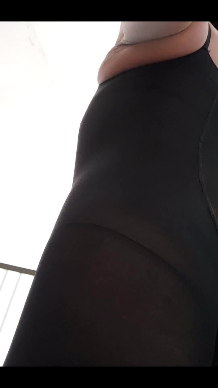 KNKY Bee: I'm starting to miss delivering packages!!! 