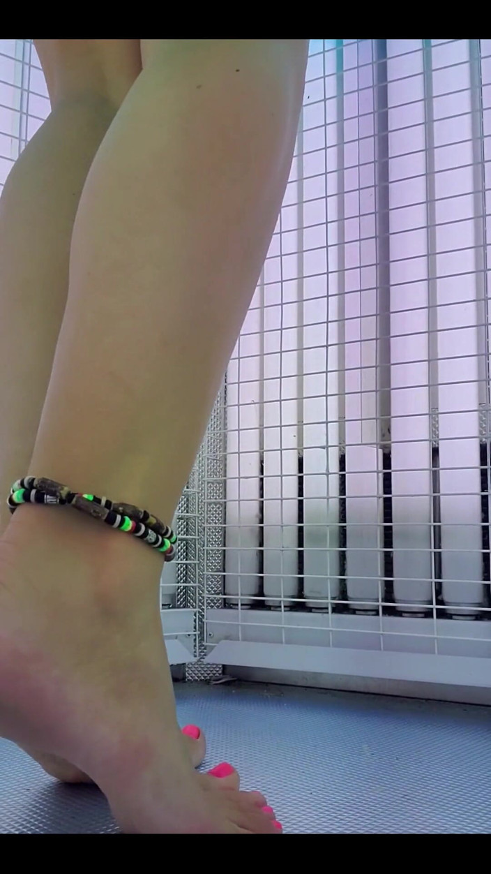 Kendra Heart: Here's a Little Foot Clip to Get Ya Going