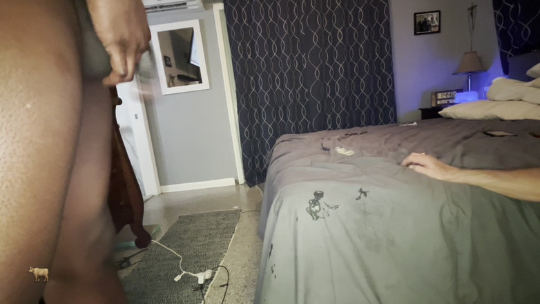 Cocksman Mandingo: 鸡巴男无套 - 喜欢精液的肛交荡妇