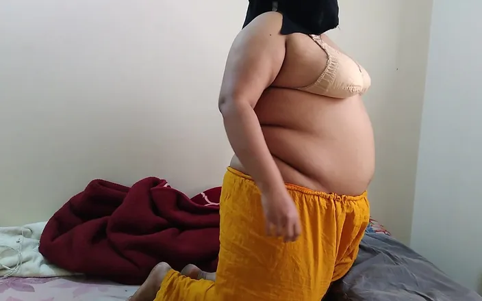 Aria Mia: I Fuck My Milf Stepsister Big Ass &amp; Cum Inside