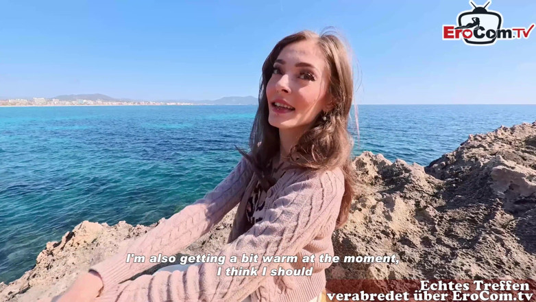 EroCom: Remaja pelancong Jerman Becky California mengambil lelaki untuk kongkek cuti...