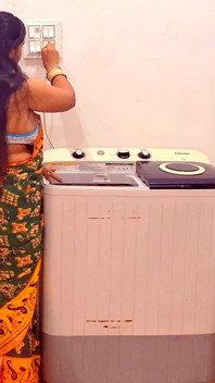 Hot Chubby Housewife Enjoyful XXX Fuck with Servant.