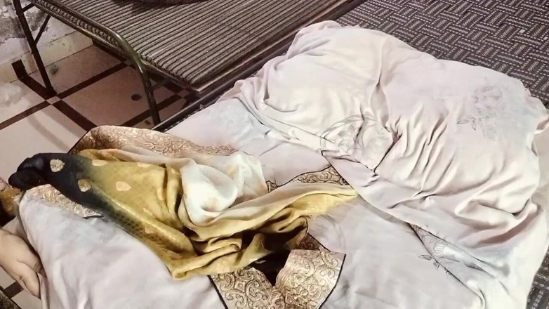 yourkavita95: Extremo selvagem e sujo amor fazendo com um recém-casado, casal...