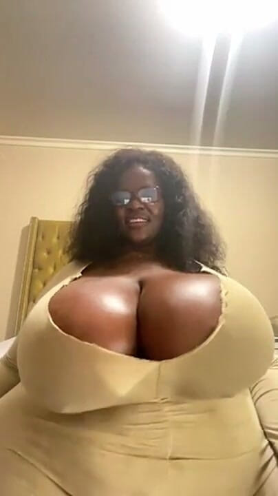 Legendary Booty Overdose: Big Natural Tits Worship