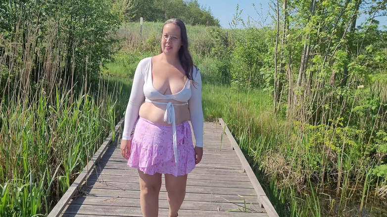 Alison Robell: Někdy prostě musíš přijmout své tělo a nechat ho svítit!...