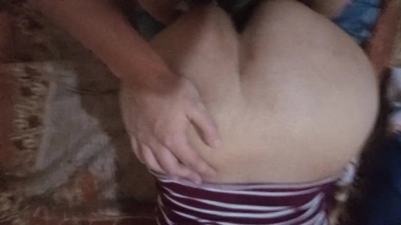 Moo DBOXXX: Ibu mertua dengan pantat bahenol, pengen banget aku entot setiap...