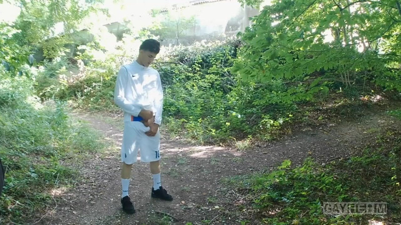 GAYheim: Arab Teen Migrant Jerks off in the Forest After Football...