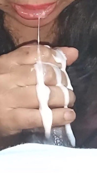 Cum in Mouth Handjob and Blowjob Viral Video Indian XXX