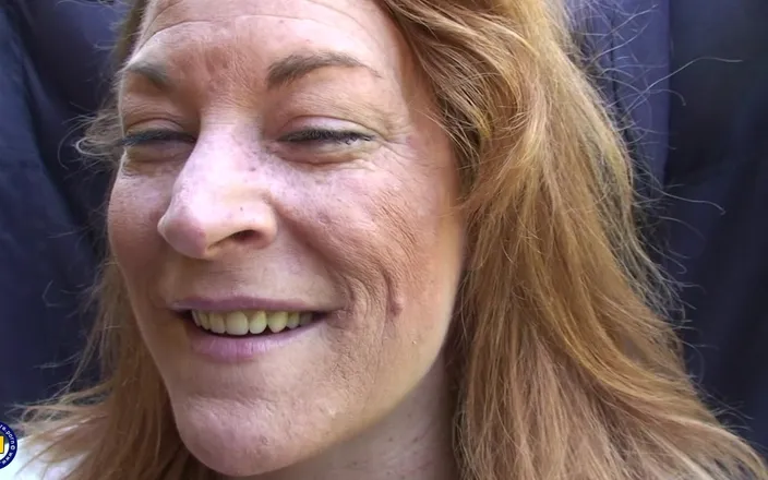 Mature NL: Mature Watcher Sucking a Black Cock in a Park