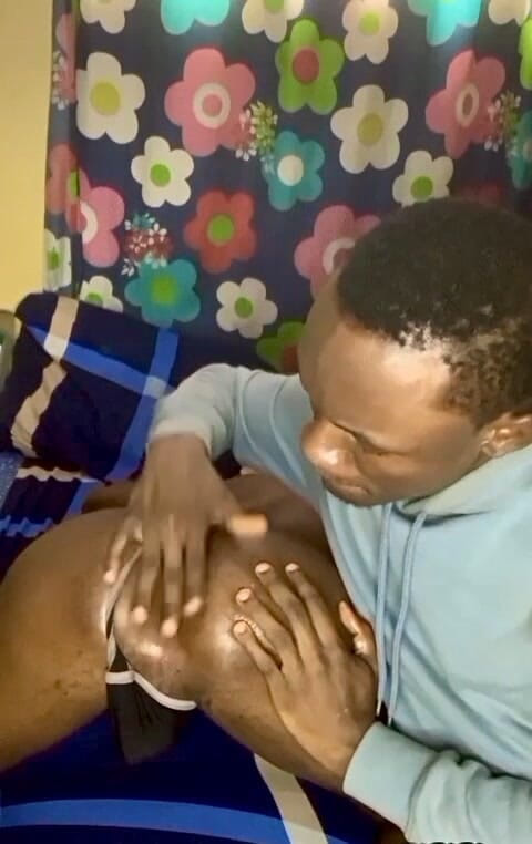 Stilesbhalifa1: Preludiu sexy cu sex în dormitor