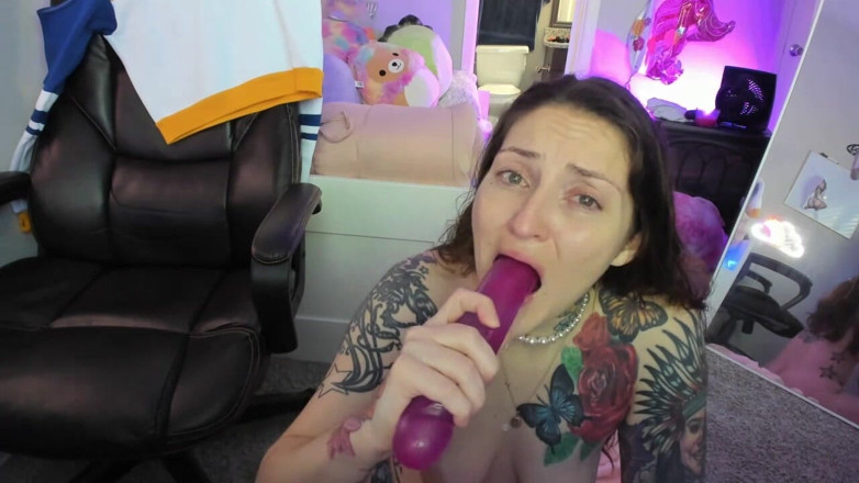 Twerking Elle: Spelen in al mijn gaten