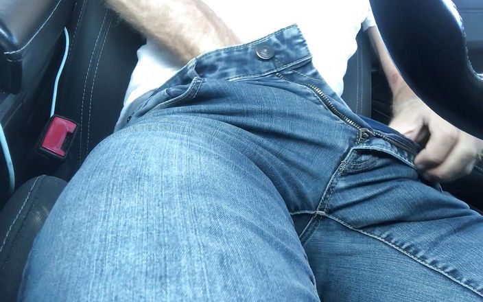 Justin Birmingham: Una veloce masturbazione in auto dopo il lavoro