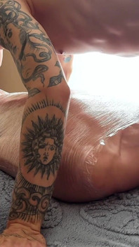 Zabalil jsem mého přítele do plastu a použil ho jako osobní šukací hračku