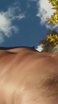 Oltre i buchi scena-2_friends dal lavoro finisce per fare sesso nella casa di campagna