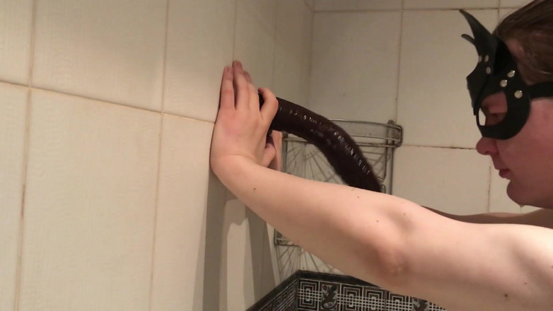 Elise Woods: Sissy dildo sepong kontol dan praktek nyepong kontol