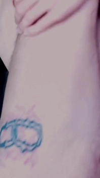 He Rubs That Big Tip