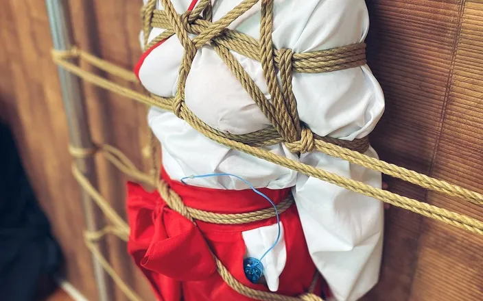 ushirosugatanomiki: An Event to Tame New Shrine Maidens