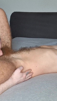 Eddy und 8incherginger - gut bestückter rothaariger typ hämmert meine Ftm-muschi ohne gummi
