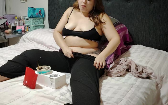 Nicole Passat: Nicole come demais e é fodida