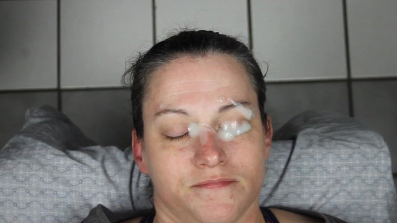 Dirty Dees: Dirty Dee in Another Situation with Loads on Her Face