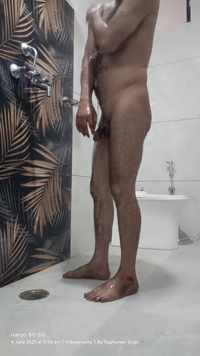 Rajasthani-old-lover: Masterbation show in wasruimte