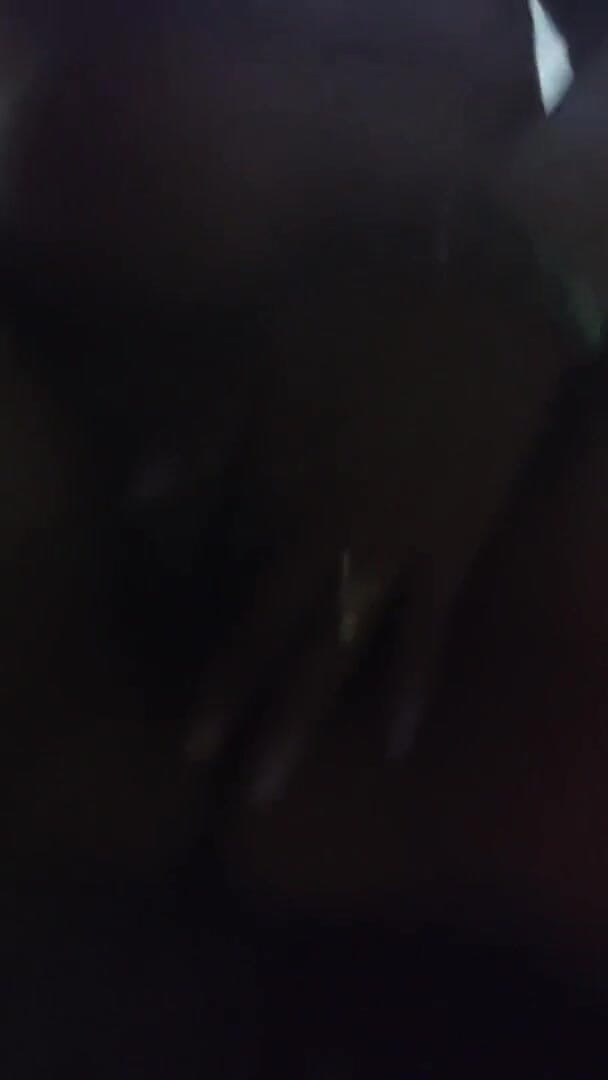Vanne_sexy87: alone at home I masturbate before someone arrives more