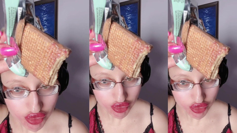 FinDom Goaldigger: Asmr sladká čokoláda jíst- Asmr, brýle, Obryně, Rtěnka, Velké Rty, Mough,...