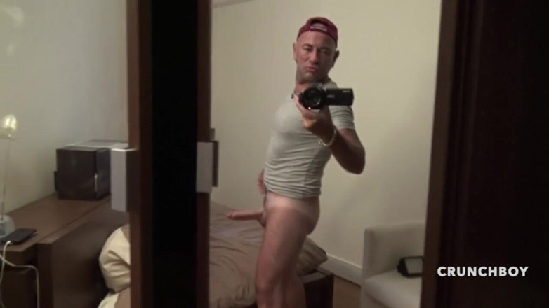 Jess Royan XXX: Sextape avec une salope baisée sans capote dans un jockstrap...