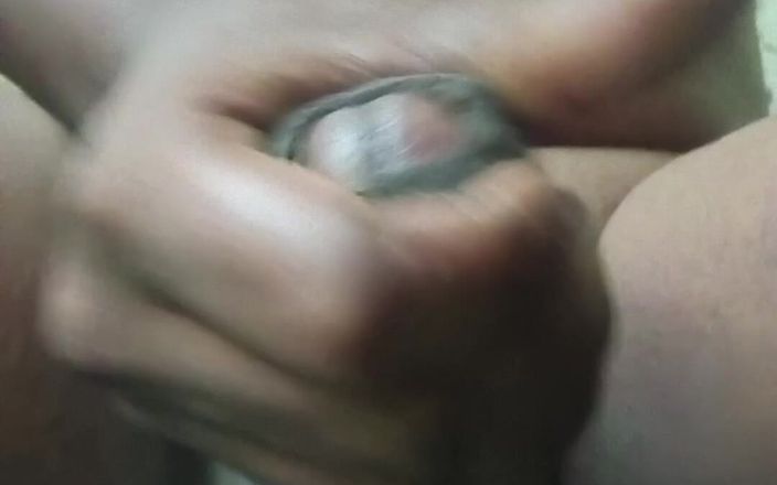 Needajob: 오늘 목욕하는 시누이를 보고 자지를 흔들었다