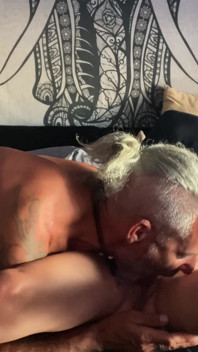 Sexe passionné avec un couple amateur