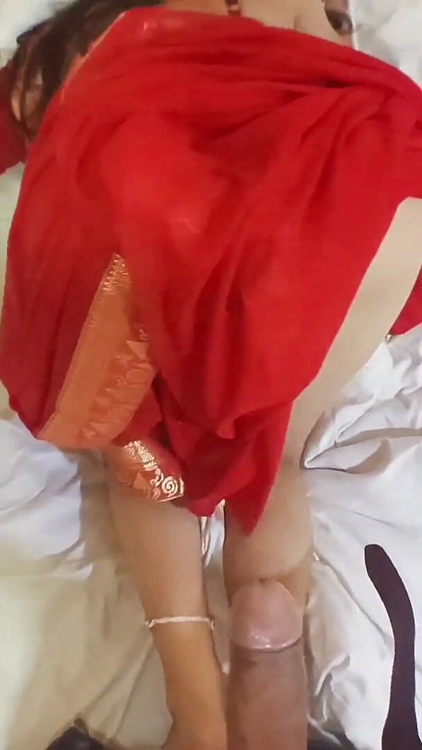 Shxkshy: Ny gift, tight fitta bhabhi