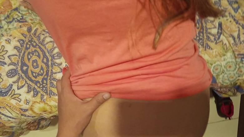 Moo DBOXXX: Svobodná máma chce mít sex celý den, She's Nenasytná