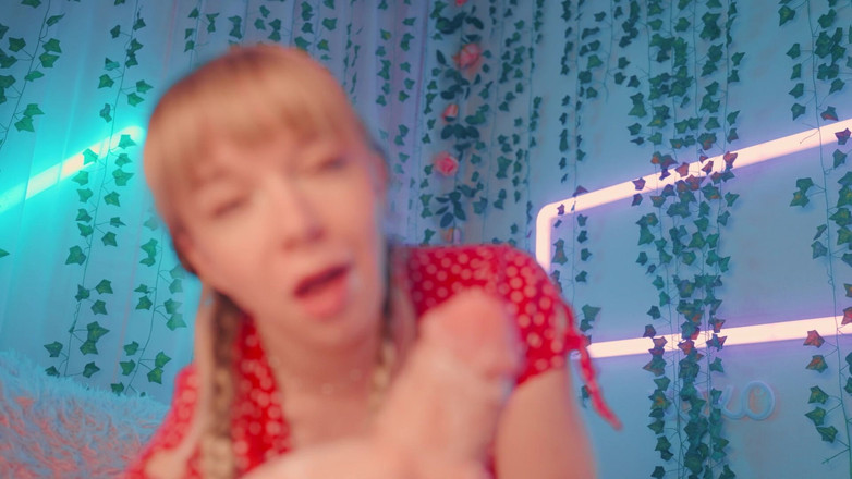 Jolie Lyon: You're Too Big for My Pussy, Step-son