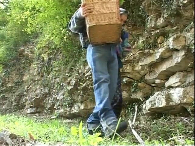 Old PIGS XXX: Outdoor granny ass fuck with facial