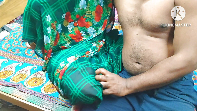 Priyanka xxx: Sagi 继阿姨Ki Chut Mein Land Ghusa Ke Maja Liya