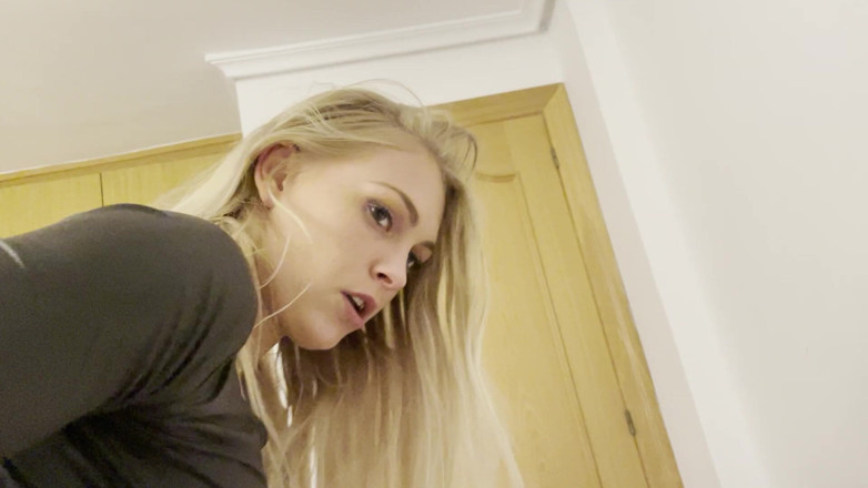 Siswet: Succhiare il cazzo , è una ragazza così brava