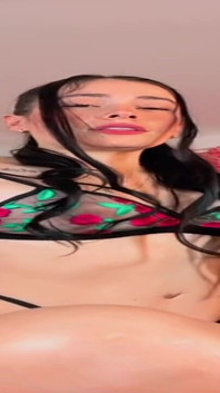 The Flowers of the Bra Look Perfect on My Nipples
