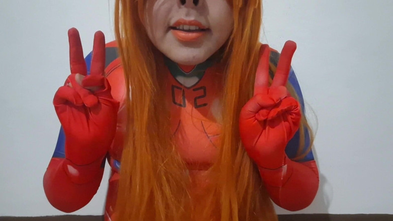 fermerino: Shemale Asuka 익스트림 젖탱이 진공 펌프 수유와 발 뒤꿈치로 젖꼭지 처벌